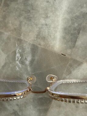 New square frame glasses with 💎rhinestones around the Gold colored frame, #glam